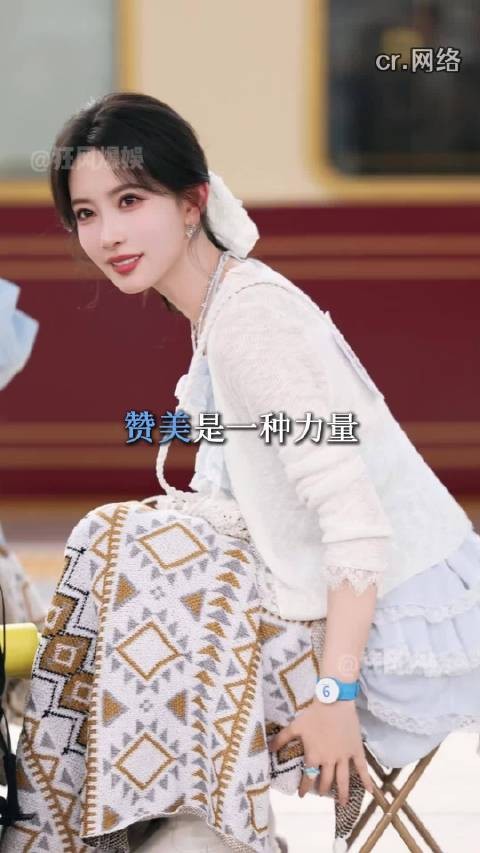 大家羡慕孟子义的处事情商，殊不知最打动人的是她骨子里的纯粹真诚