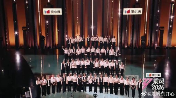 白裙姐姐唱回少年，全场听到破防