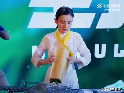 女孩参加厨艺大赛，发现观音菜被换成了荠菜 瞬间懵了！最后得了0分