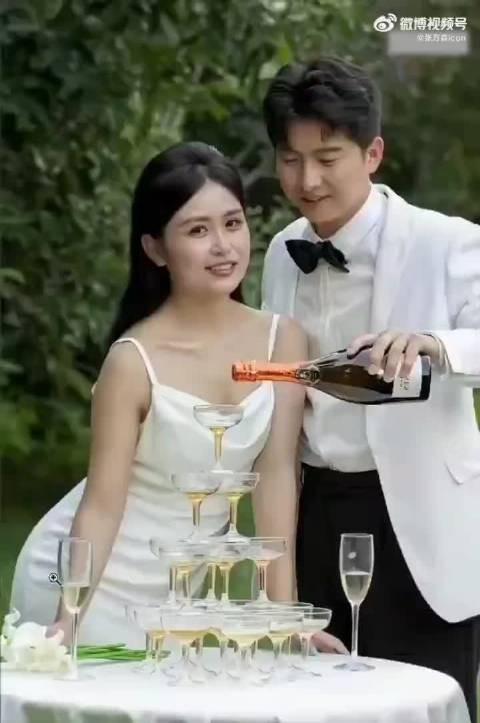 哥,你这不是PS,是魔法吧