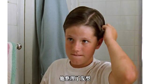 演唱会牵手瞬间暴露双向暗恋,汗水藏不住青涩爱意