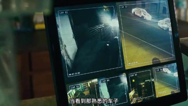 杀戮日杂货铺遭袭,莱尼驾车逆转战局