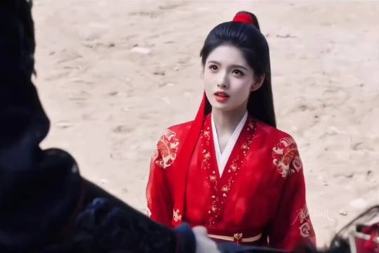 红绸蒙眼名场面，萧无衣把你的命交到我手上，敢不敢？ 雀骨 艾米 侯明昊