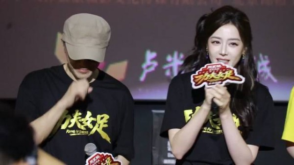 笑晕了怎么cue她唱山歌的
