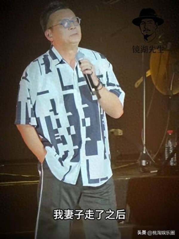 64岁黄日华宣布复出,妻子离世6年后首度登台,谈亡妻一度哽咽