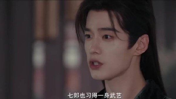何与晒背肌求何润东指点,两人欲健身PK
