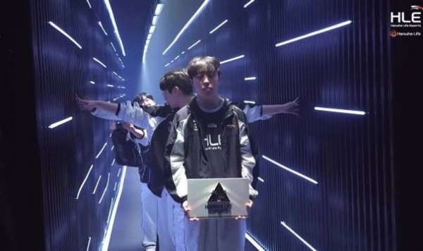 HLE的千手观音表演