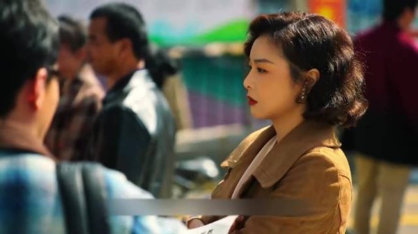 《狂飙》高启盛借辅导功课与陈舒婷合作，准备一起扳倒徐江