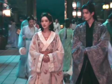 呦呦鹿鸣逛街时太子流鼻血,甜蜜瞬间转折