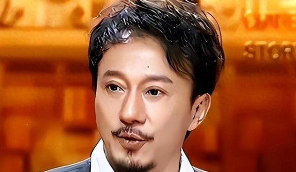 “放弃国籍、替日洗白”，口出狂言的赵立新，如今完全活成了笑话