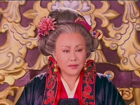 薛怀义彻底飘了，仗着武则天的宠爱太得意被宰相暴打， 武则天秘史