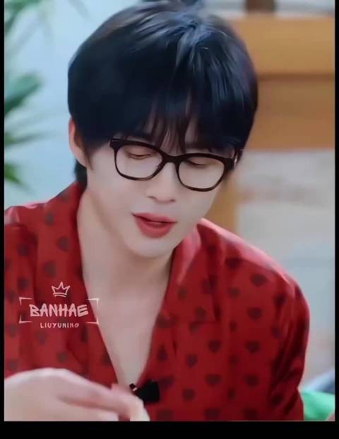 看看刘宇宁吧 看他吃的多开心