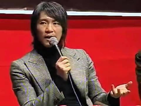 周星驰22年前在上海交通大学演讲：中国传统与现代流行！