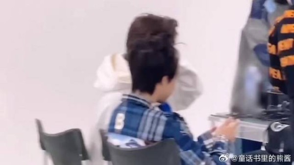 翔霖偷偷的互动果然很甜蜜