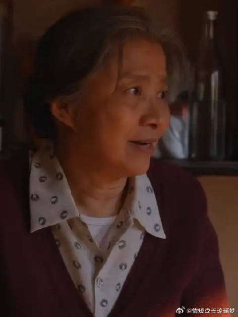这么肆无忌惮的偏心,凭什么让孩子们孝顺你!