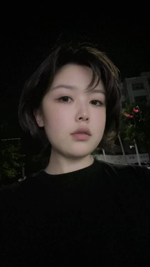 新托尼拯救头发，时隔多年尝试短发像换了一个人