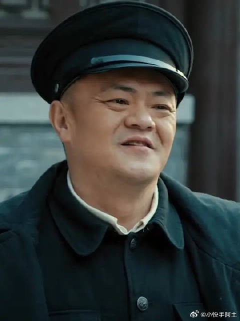 多爷勘察现场的眼力是真的毒