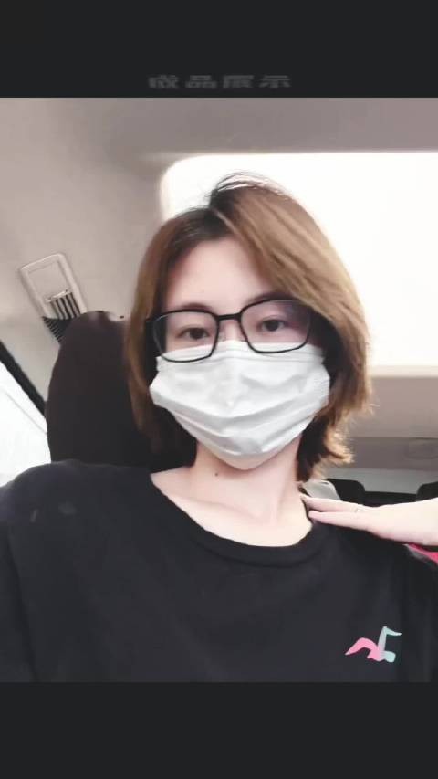 郑恺初见苗苗短发反应吃惊又搞笑