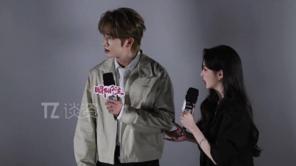 这个李宏毅完全是长在孔雪儿的笑点上来的！