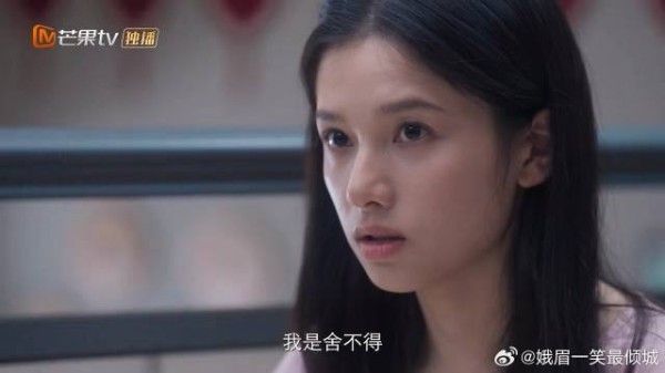 苗靖不去外地上大学,警察刨根问底,陈异解围:我舍不得她