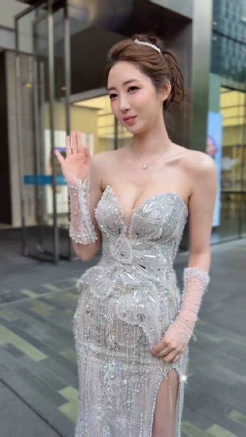 魏菁 若要人前璀璨