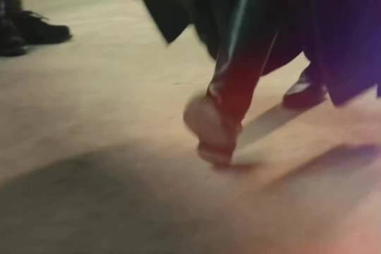陈伟霆十年后再演张启山,军装长靴压迫感拉满