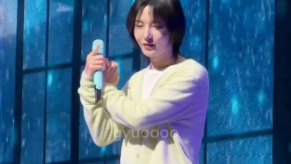 260725 上海场FM彩排 突然扭扭超可爱的编舞展示 gyuoooo