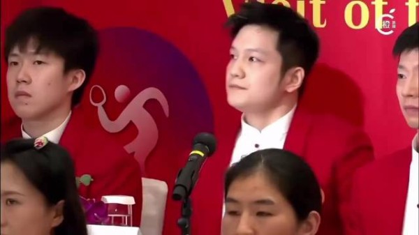 樊振东一身正气,国泰民安长相尽显大气风范