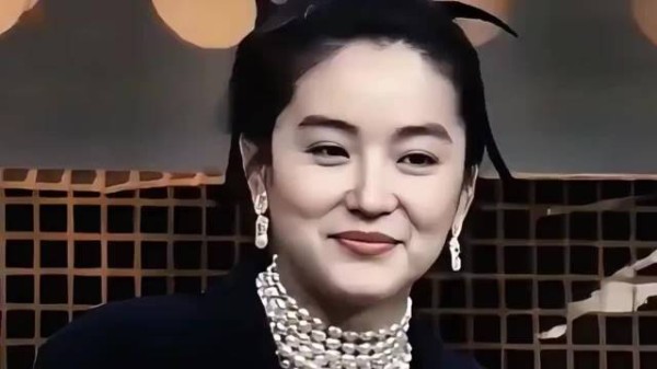 为什么很多人并不觉得林青霞很美呢？