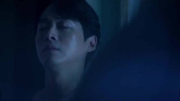 妻子被入室歹徒侵犯，丈夫却屁都不敢放一个