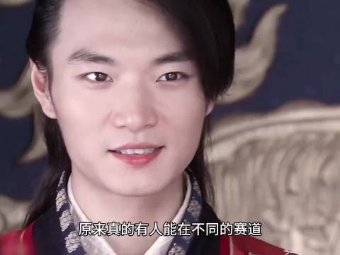 演技不行就别赖年龄，以前的演员20多岁的年纪就已经是全能型了！