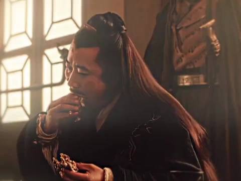 小小蝼蚁,也敢屠龙