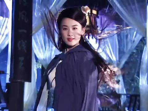 当年这部剧也是全员美人，随便拎一个出来都吊打现在的流量小花！
