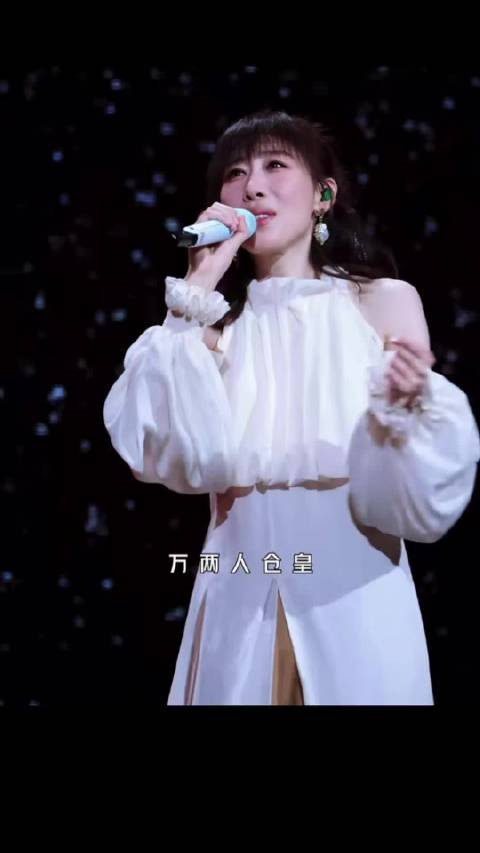 任素汐空灵歌声如听仙乐，小仙子般巡视人间