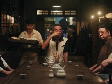 一碗鸡饭记一辈子，怪不然他能当大哥