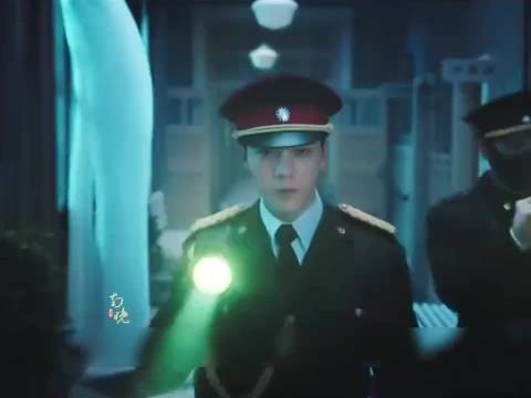 这个男人太帅了，十年归来依旧是无人替代的张大佛爷！