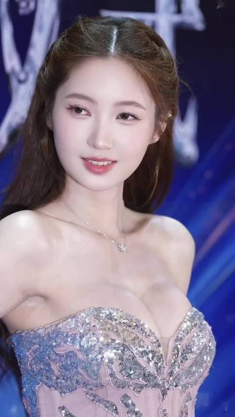 好美好美～尤其是眼睛