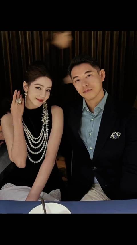 嘉人总裁兼CEO和热巴合照！ 期待接下来多多合作！