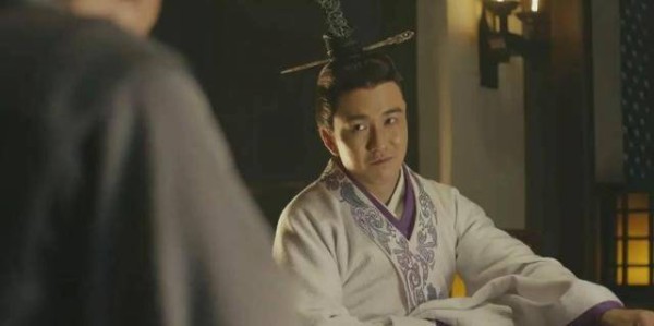 杨修死在小聪明上?别再被“三国演义”误导了,看看史学家怎么说
