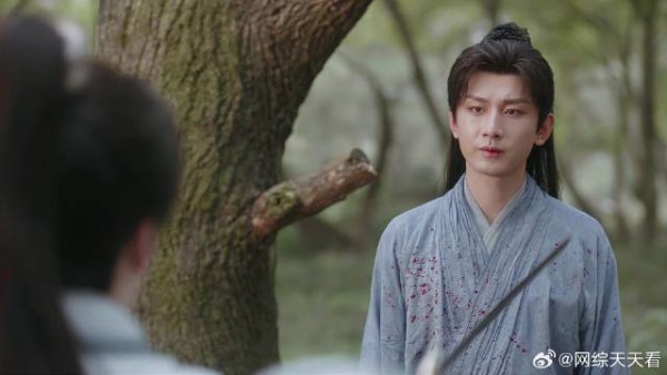 李莲花身份暴露 小宝挥剑怒指李相夷，誓要为亲爹报仇