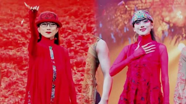 杨丽萍辟谣30年不吃米饭,称特别傻但演出前只吃一个蛋