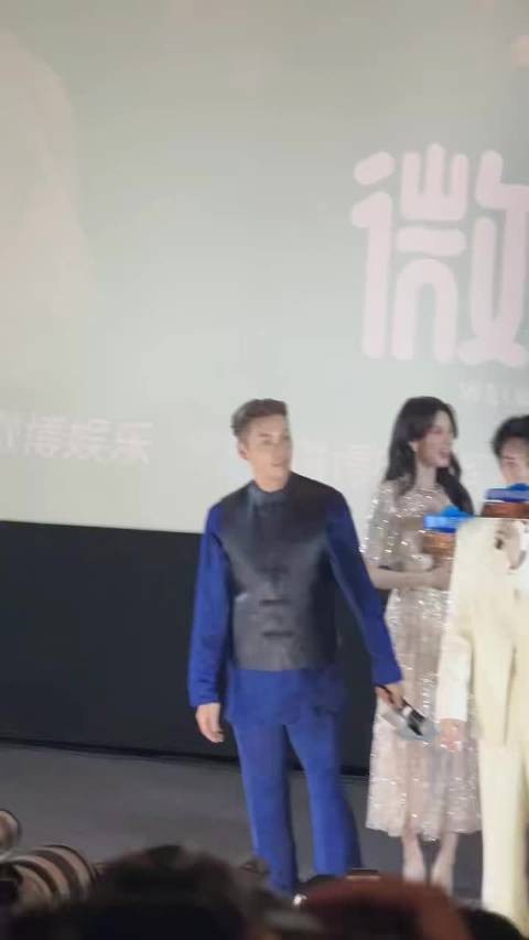 陈伟霆跳舞娇俏,霸气佛爷变软萌