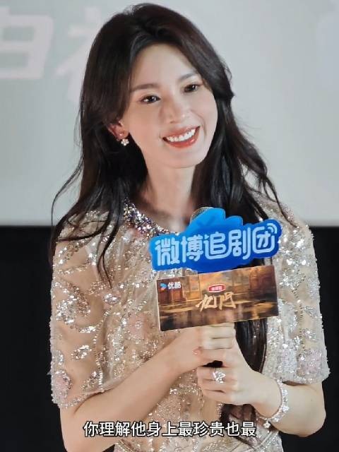 认真回答完第一个问题以后,瑶瑶懵懵的:“老师,第二个问题是啥来着 ”