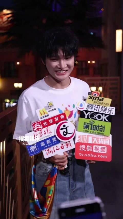 不儿，周深怎么能唱那个“OMG你吓到我了”都这么好听啊！
