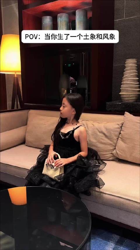 蟹泡泡女士:baby你尽管出类拔萃~I吃饱就睡
