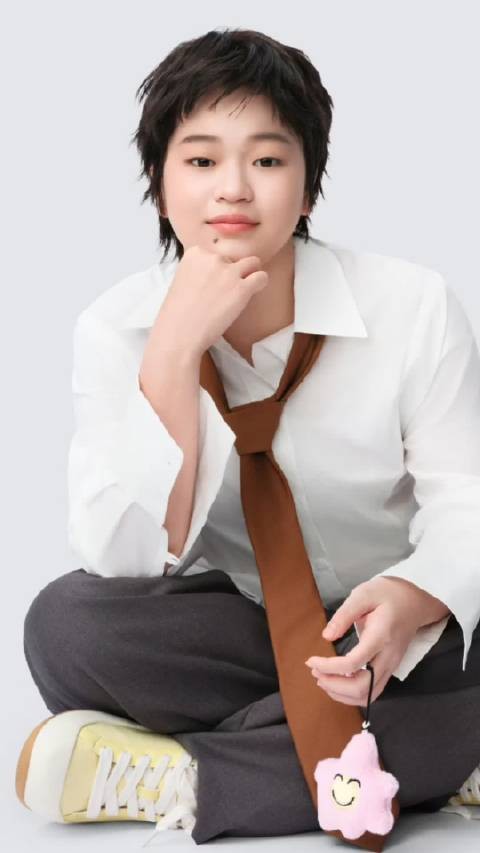 全红婵成黄子韬自创品牌代言人!广告片曝光,太可爱了,镜头感十足