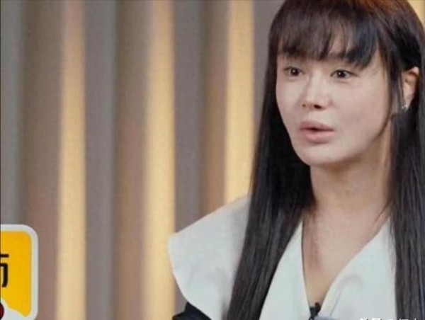 冉莹颖回击败家传闻，自曝收入是邹市明五倍，承担大部分养家重担