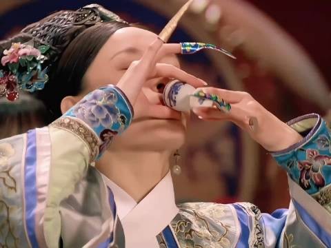 甄嬛传AB组妆容差异，甄嬛情浓时气色出众