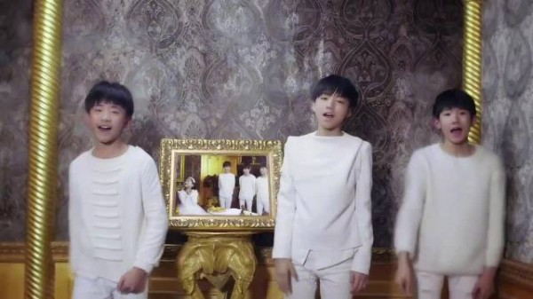 金鹰卡通发2015年TFBOYS旧物料，梦回四叶草时期