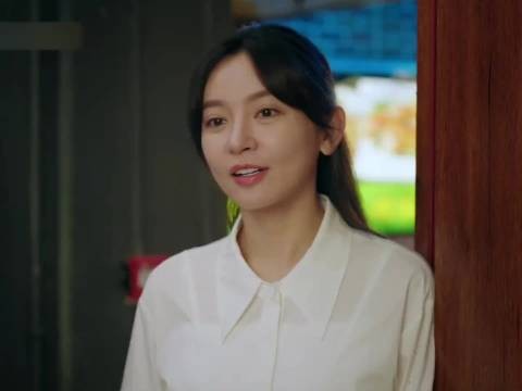 饭店就剩下最后一条羊腿，美女也想吃，这个时候姻缘就来了啊